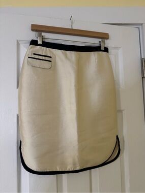 J. Crew Tuexdo Pencil Lined Skirt Size 2 in Cream and Black
